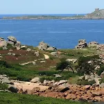 Maison de charme entièrement rénovée avec Wifi à 200m du centre de PERROS-GUIREC Ref 935